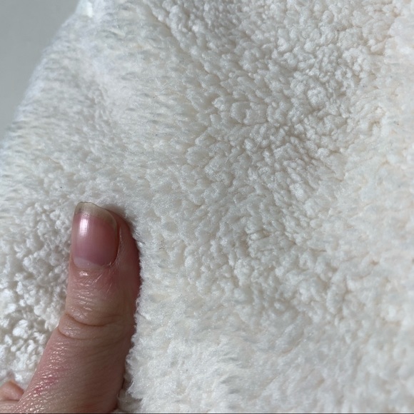 Chaps sherpa cream off white funnel neck cozy layering vest sz M NWT - Picture 9 of 11